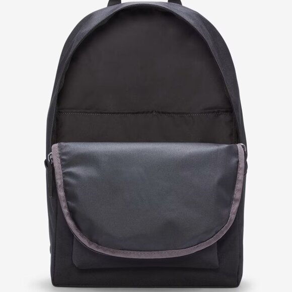 NWT Nike Heritage Backpack (25L) Black - Picture 5 of 8